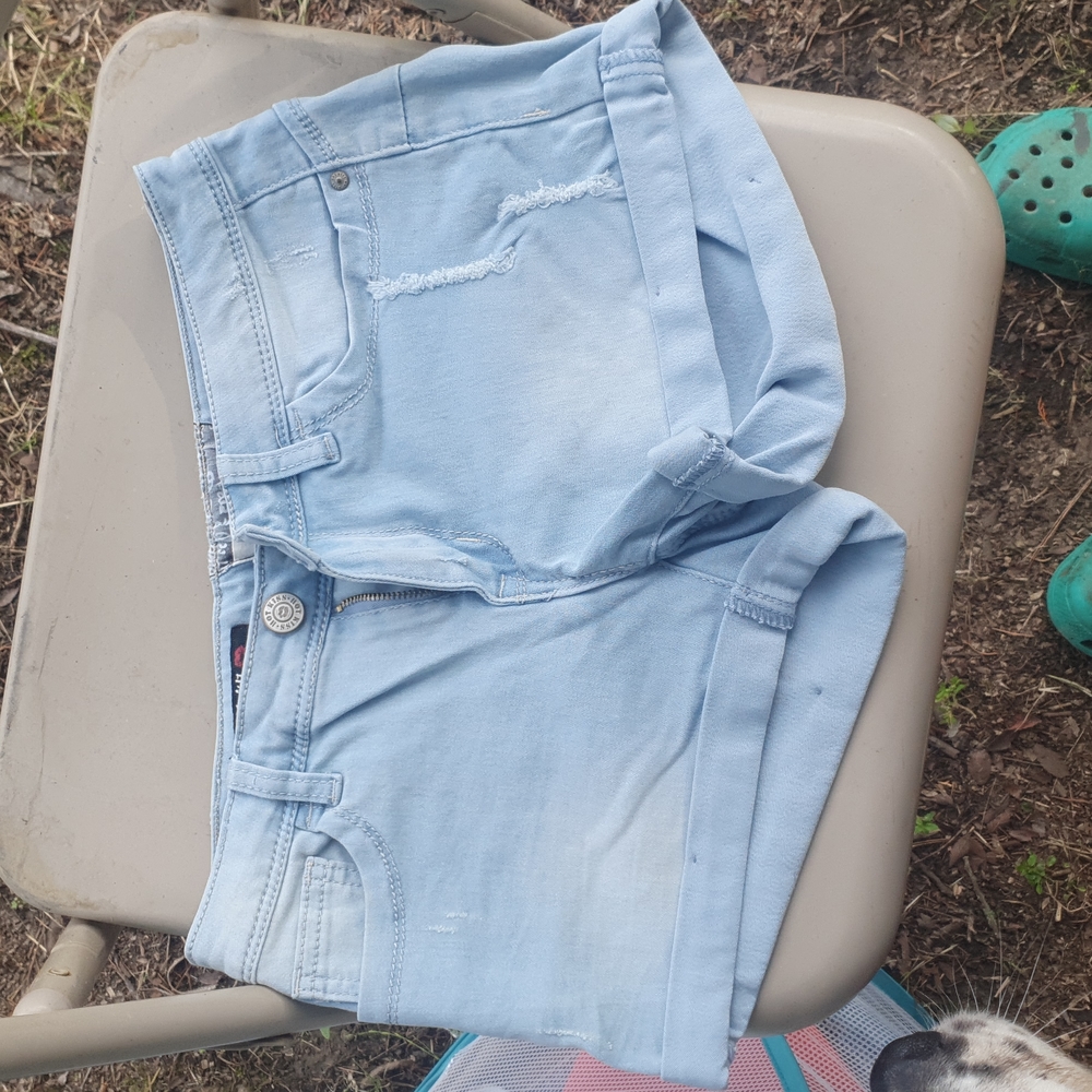 Size 5 Women's Light Jean Shorts